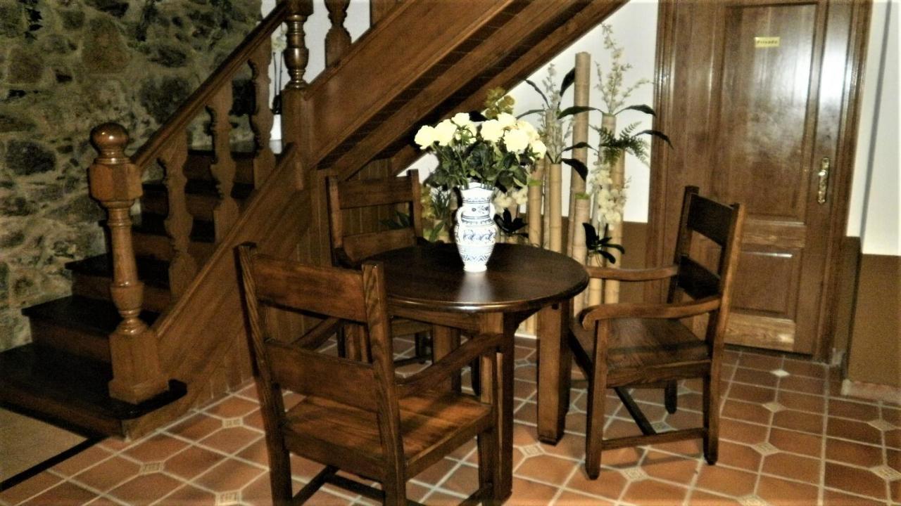 Casa De Los Somoza Melide Extérieur photo