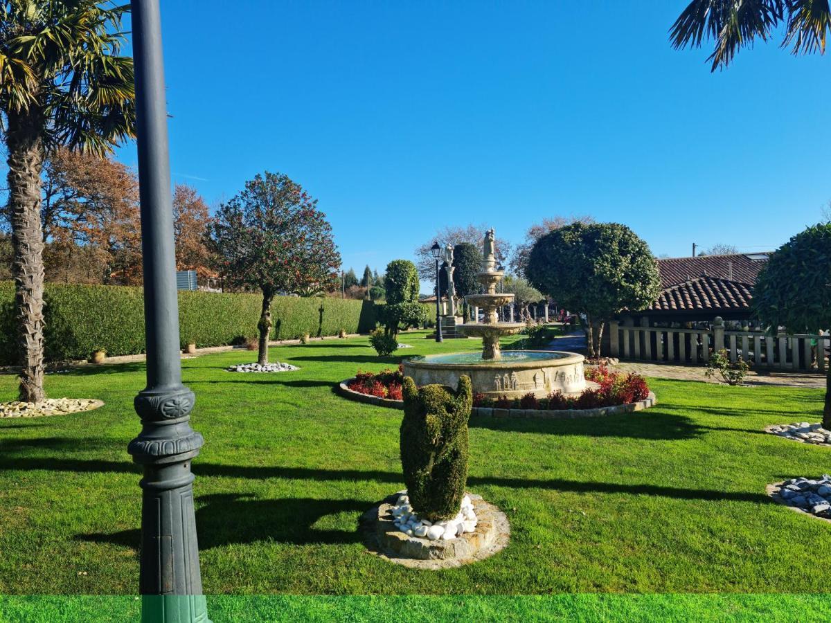 Casa De Los Somoza Melide Extérieur photo